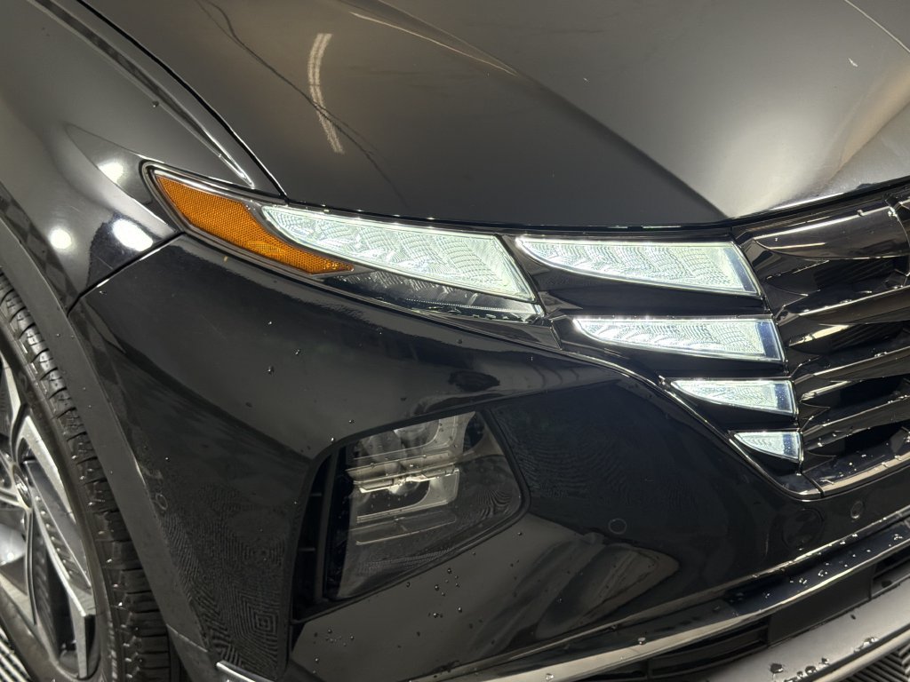 Used 2022 Hyundai Tucson Limited AWD/4WD image 17