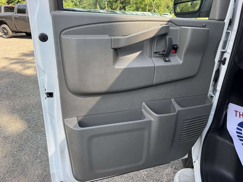 Used 2024 GMC Savana 2500 w/ Driver Convenience Package RWD image 14