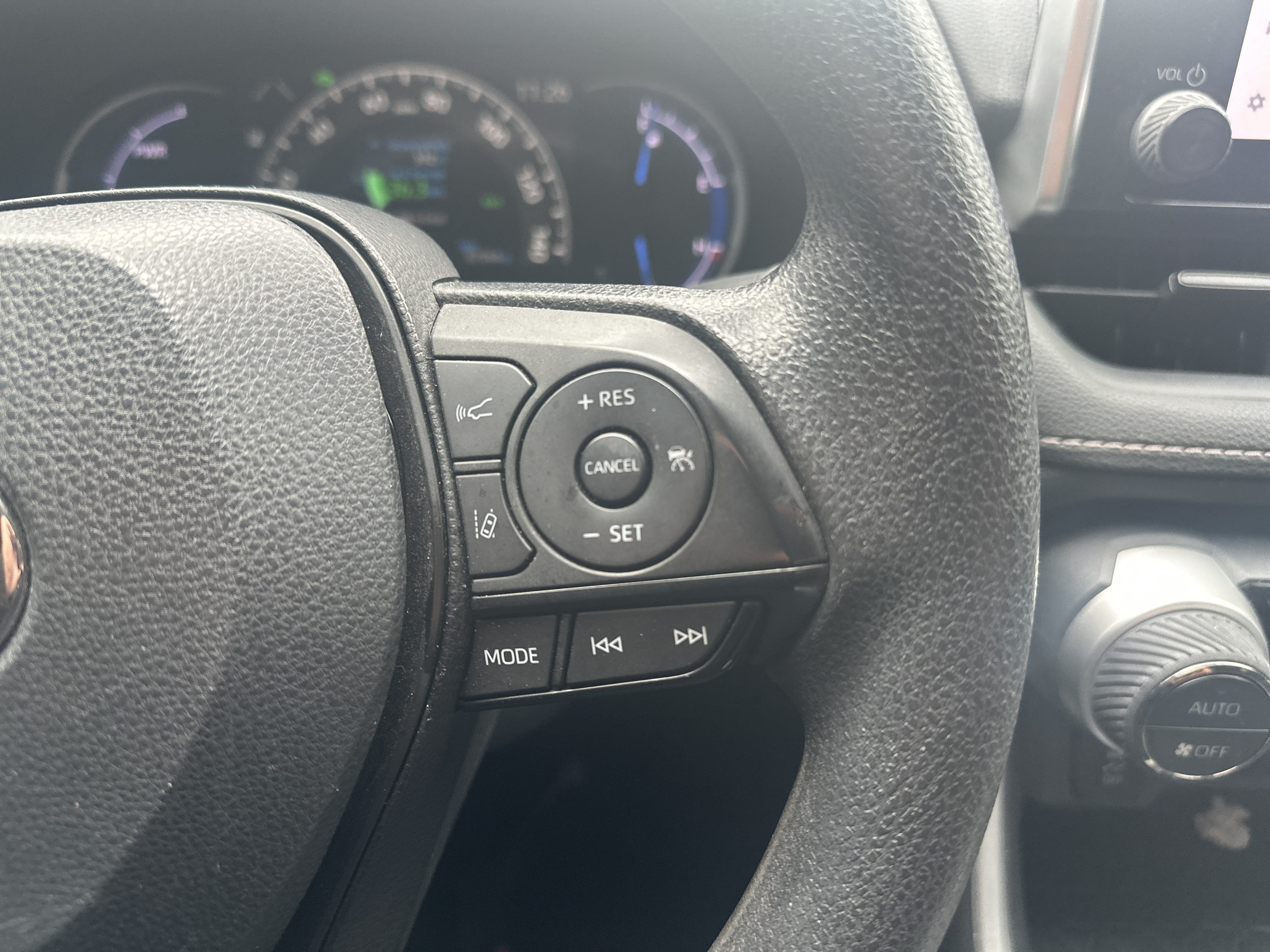 Used 2024 Toyota RAV4 XLE w/ Convenience Package AWD/4WD image 19