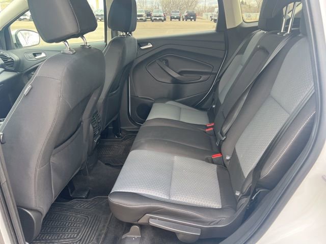 Used 2017 Ford Escape SE w/ Equipment Group 201A image 17