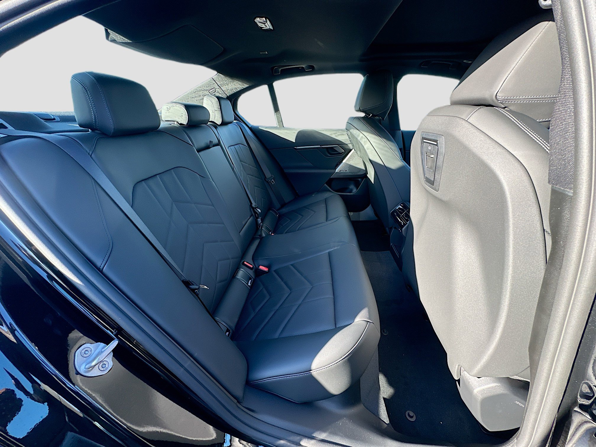 New 2026 BMW 540i xDrive 540i xDrive w/ M Sport Package image 22