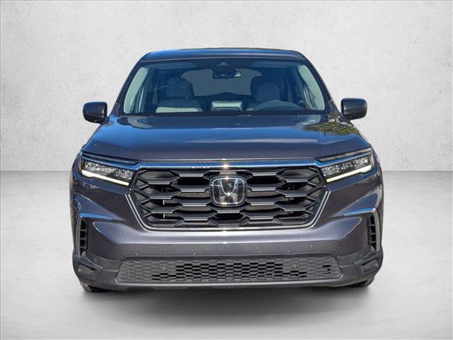 Certified 2023 Honda Pilot LX image 2