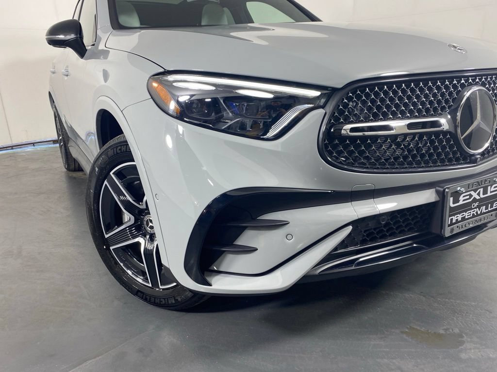 Used 2026 Mercedes-Benz GLC 300 4MATIC image 3