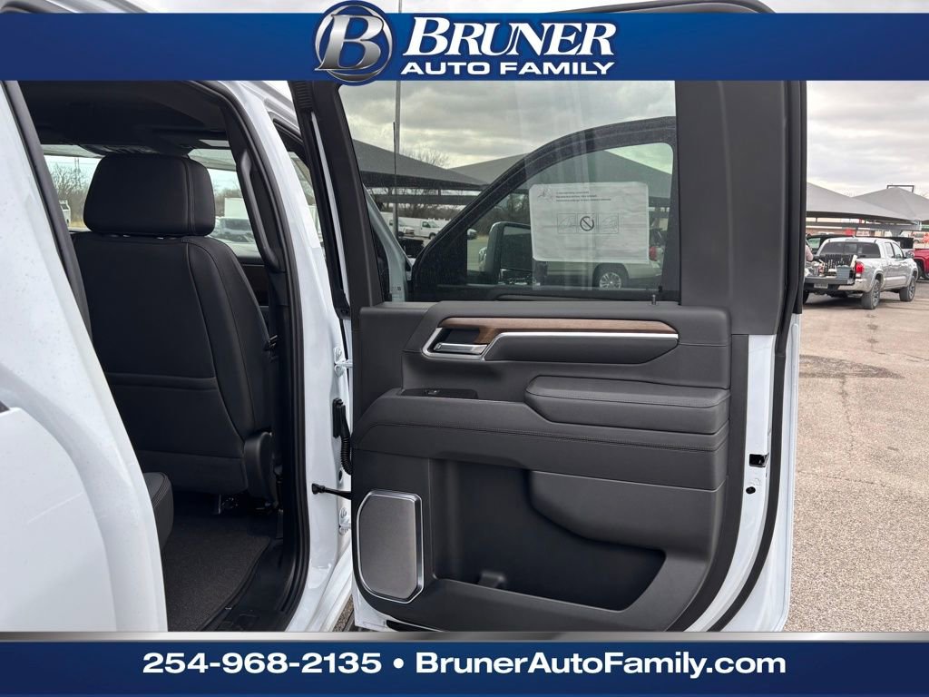 New 2026 Chevrolet Silverado 3500 High Country w/ Technology Package image 17