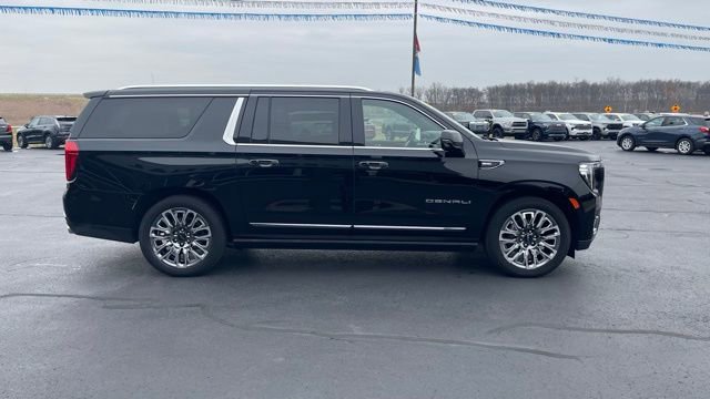 Used 2024 GMC Yukon XL Denali Ultimate image 8