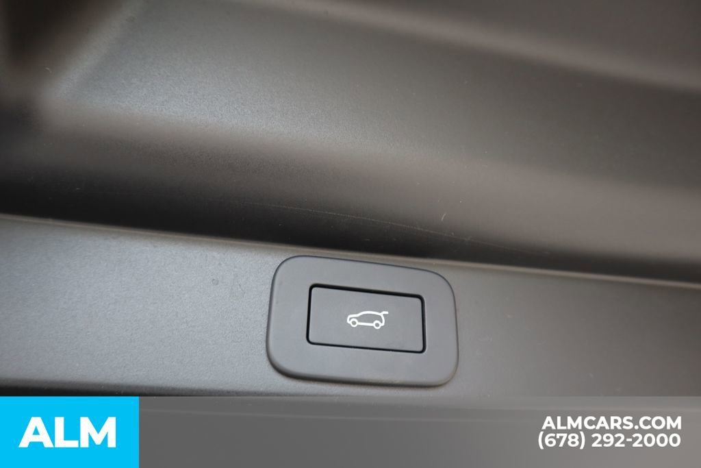 Used 2025 Land Rover Range Rover Long Wheelbase SE image 27