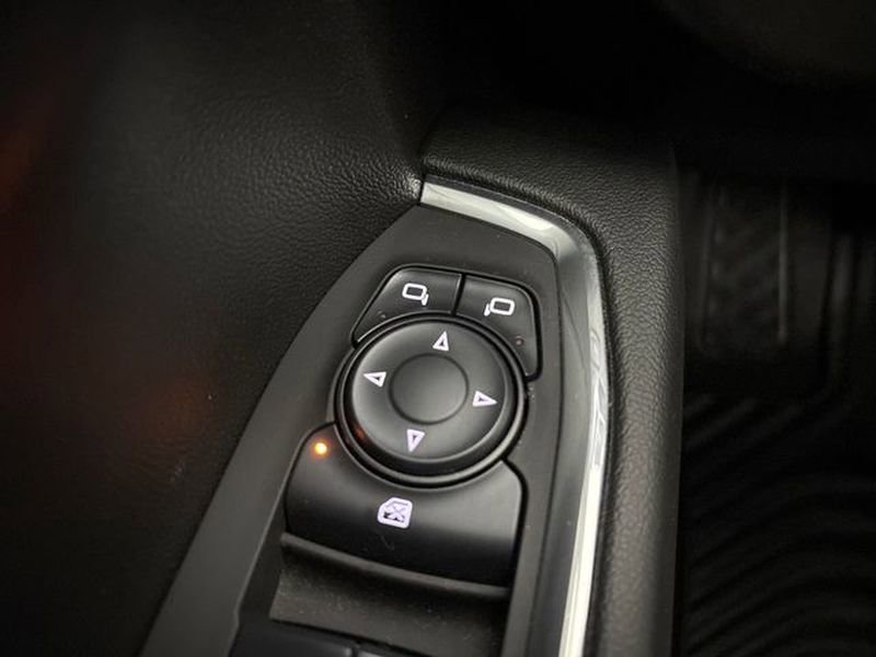 Used 2025 Chevrolet Silverado 1500 LT image 55