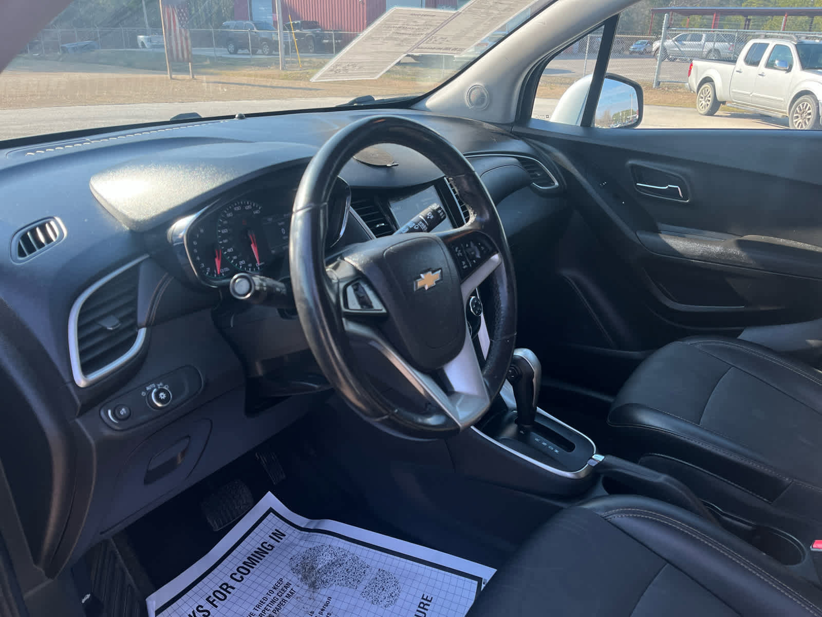 Used 2019 Chevrolet Trax LT w/ LT Convenience Package image 16