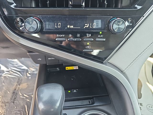 Used 2023 Toyota Camry XSE image 26