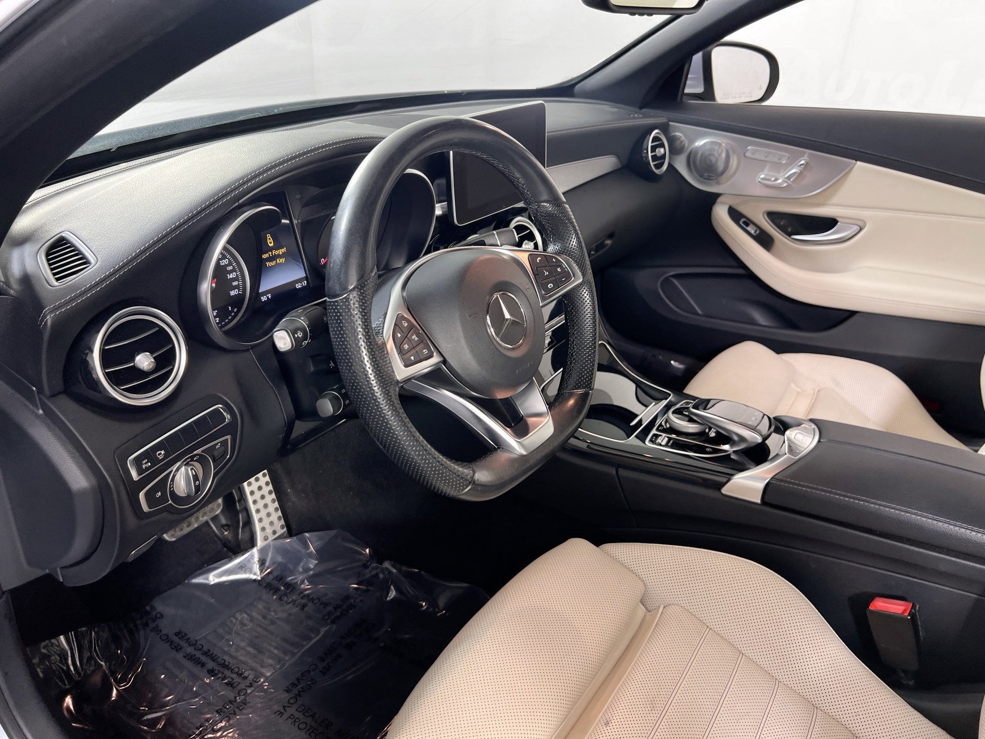 Used 2017 Mercedes-Benz C 300 4MATIC Cabriolet image 9