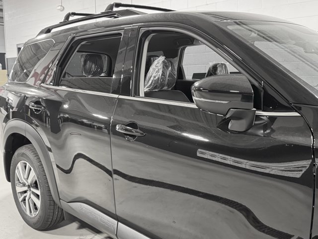 New 2026 Nissan Pathfinder SL AWD/4WD image 4