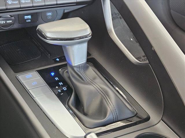 Used 2025 Hyundai Elantra Sport FWD image 10