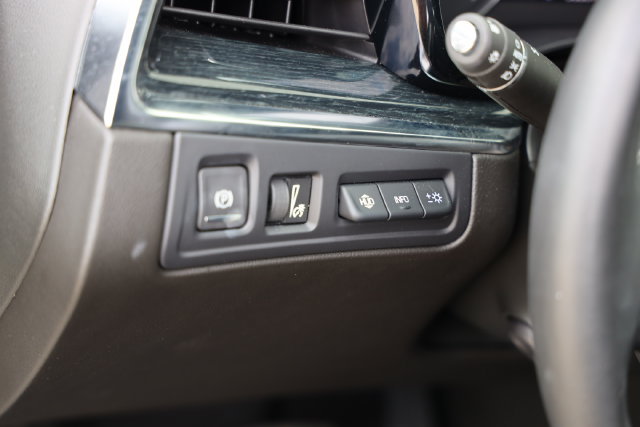 New 2025 Cadillac XT5 Premium Luxury w/ Technology Package FWD image 18