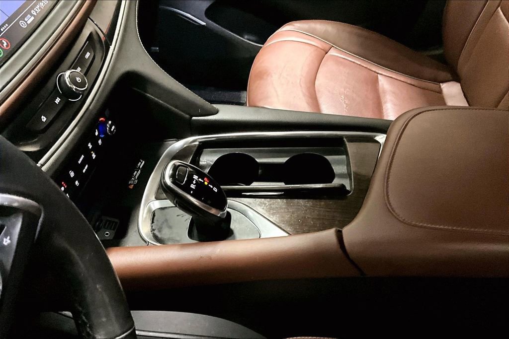 Used 2021 Buick Enclave Avenir w/ Avenir Technology Package image 17