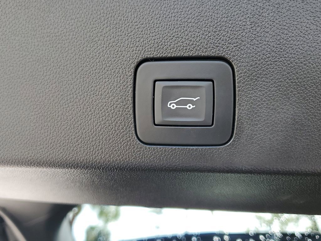 Certified 2023 Buick Encore GX Essence w/ Experience Buick Package image 26