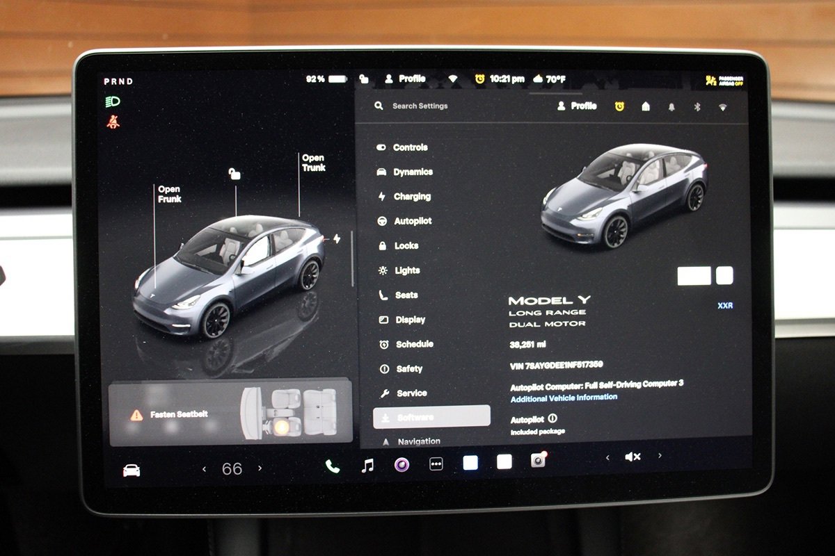 Used 2022 Tesla Model Y Long Range AWD/4WD image 38