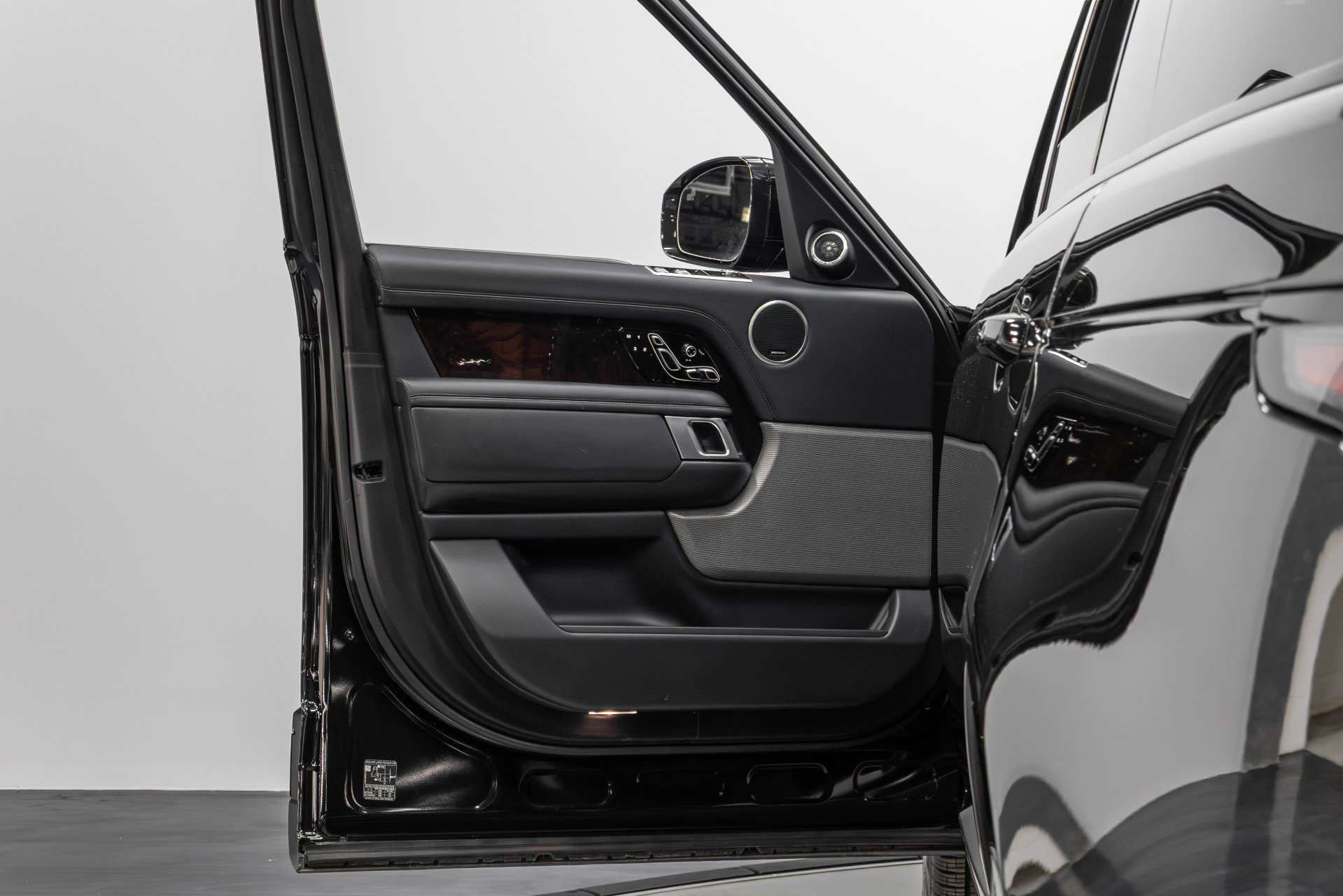 Used 2021 Land Rover Range Rover Westminster Edition image 51