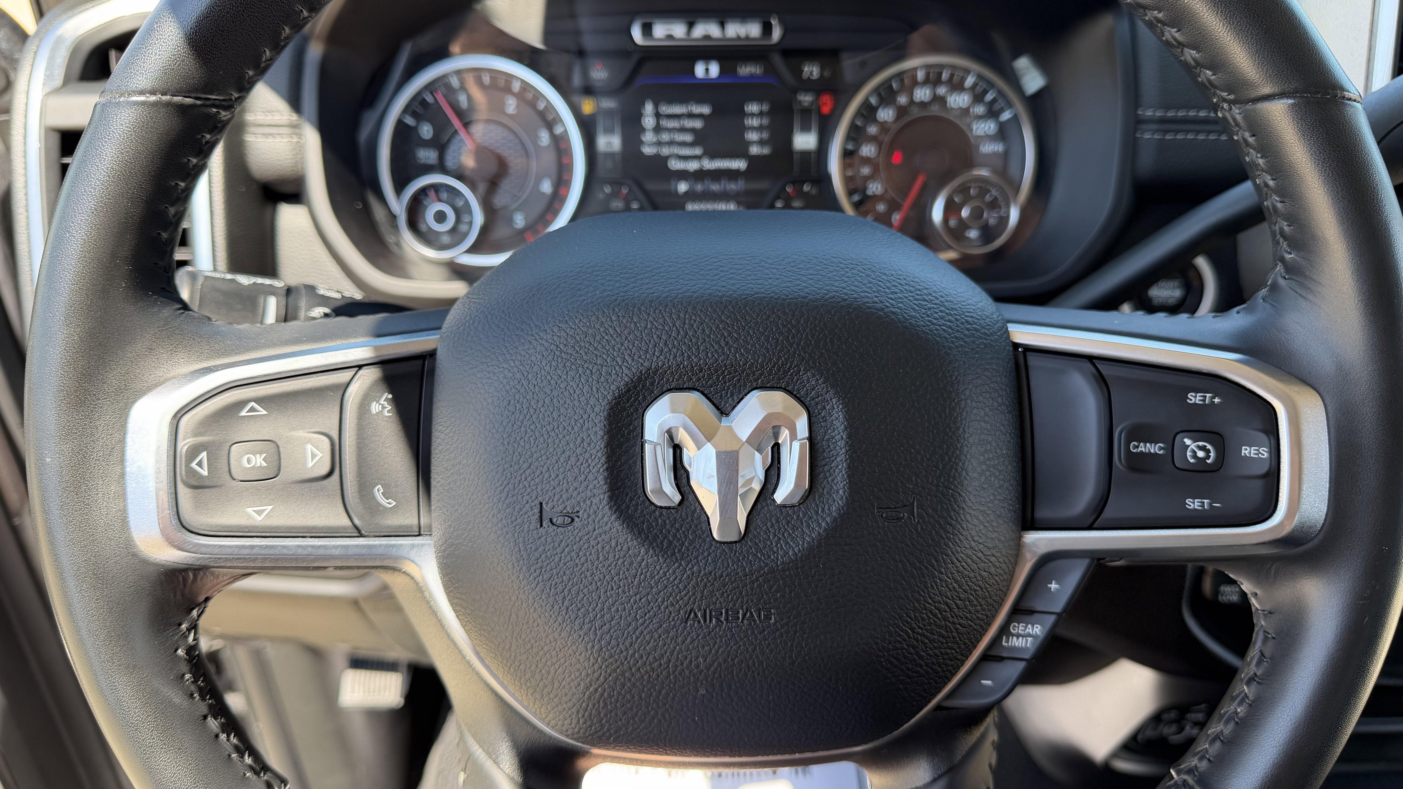 Used 2024 RAM 2500 Laramie image 20