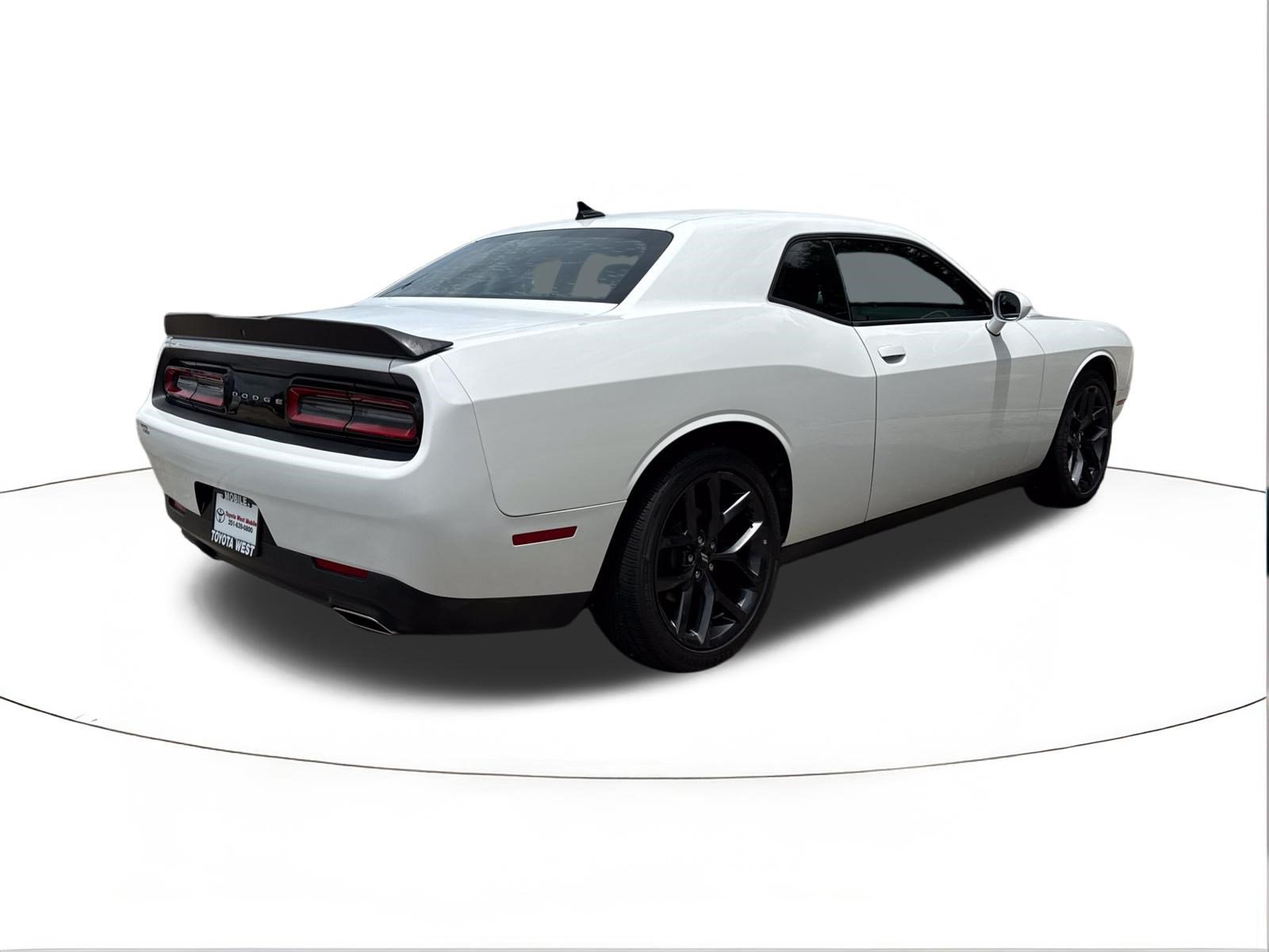 Used 2019 Dodge Challenger SXT w/ Plus Package RWD image 3