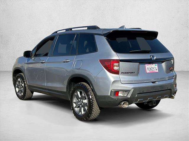 Used 2025 Honda Passport TrailSport image 8