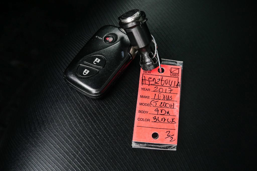 Used 2017 Lexus CT 200h image 34