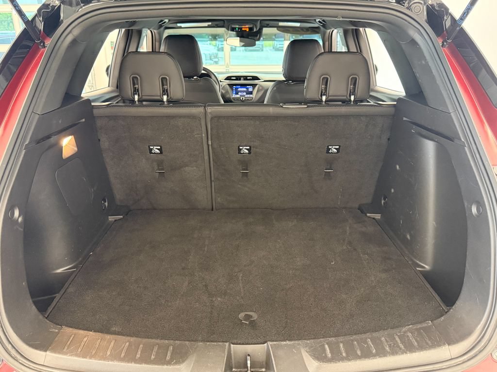 Used 2022 Chevrolet TrailBlazer RS FWD image 35