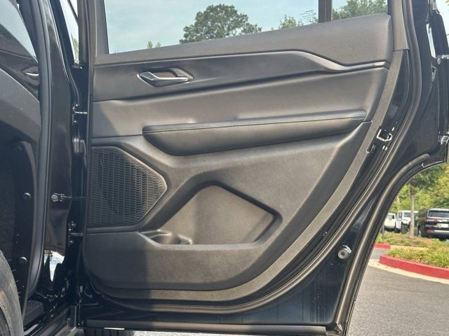 New 2025 Jeep Grand Cherokee L Altitude image 16