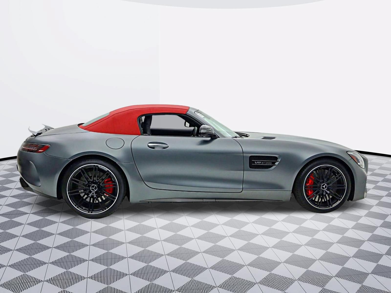 Used 2020 Mercedes-Benz AMG GT C image 27