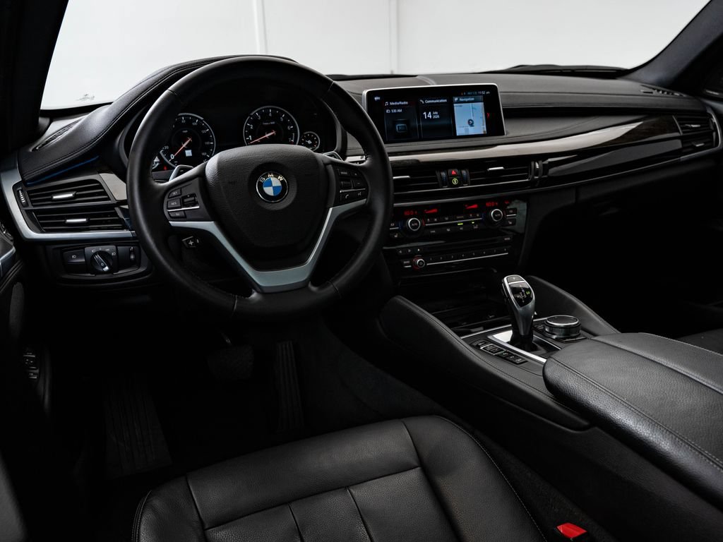 Used 2019 BMW X6 xDrive35i w/ Premium Package AWD/4WD image 4
