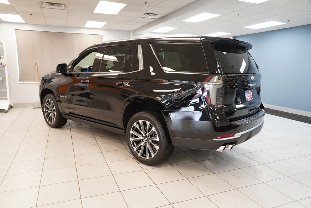 Used 2026 Chevrolet Tahoe High Country AWD/4WD image 4