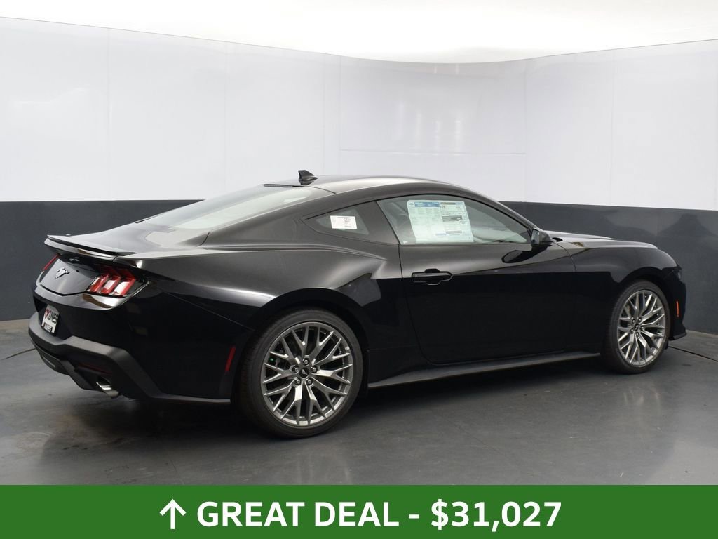 Used 2024 Ford Mustang Premium image 12