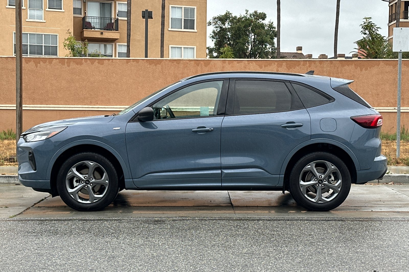 Used 2024 Ford Escape ST-Line w/ Tech Pack #1 AWD/4WD image 7