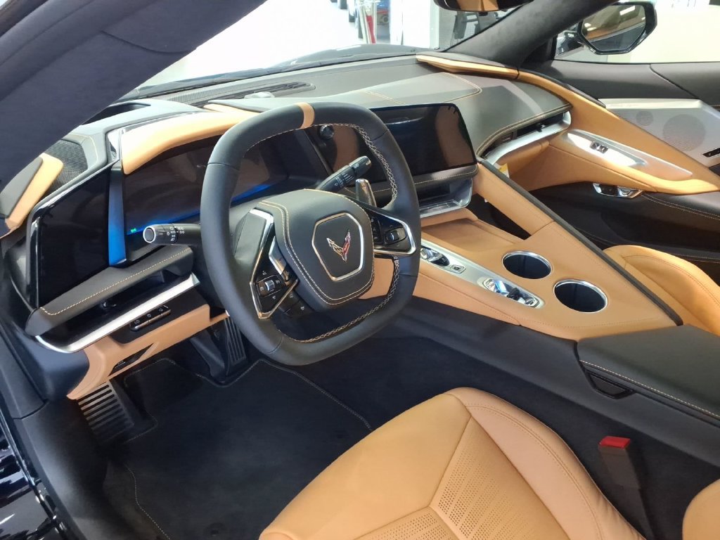 New 2027 Chevrolet Corvette Stingray Convertible w/ Z51 Performance Package RWD image 8