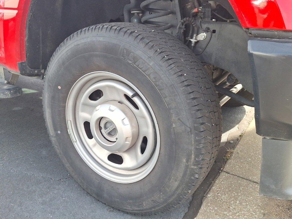 Used 2022 Ford F250 XL w/ Power Equipment Group image 19