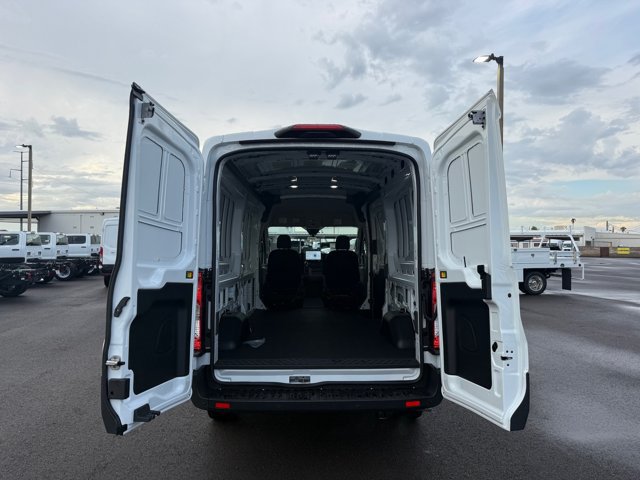 New 2027 Ford Transit 250 148 Medium Roof RWD image 5