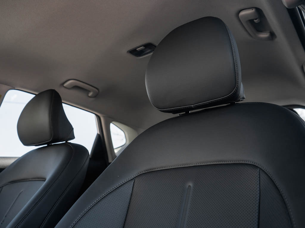 New 2026 Hyundai Kona SEL Premium AWD/4WD image 19