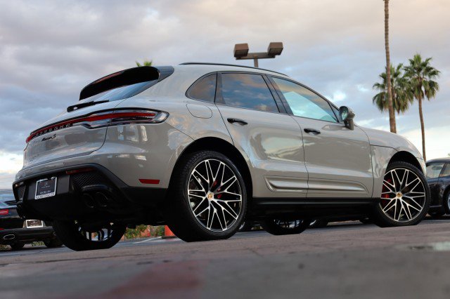 Used 2023 Porsche Macan S image 19