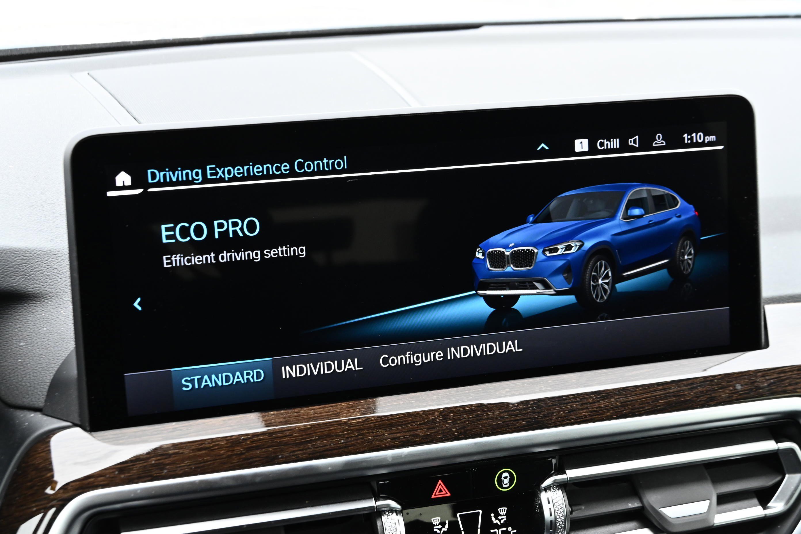Certified 2025 BMW X4 xDrive30i image 29