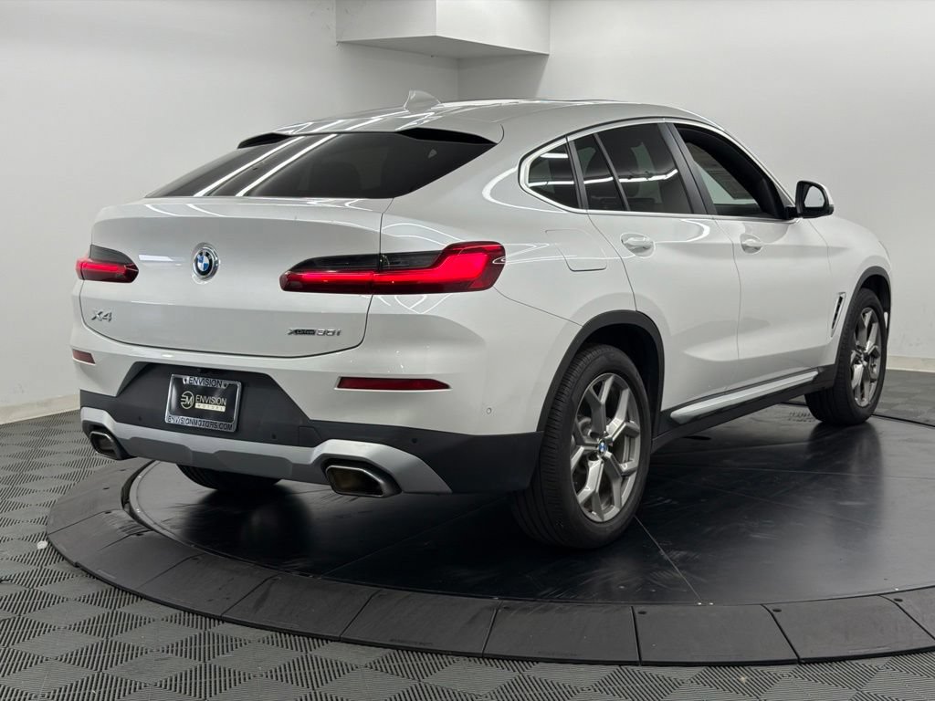 Used 2023 BMW X4 xDrive30i w/ Parking Assistance Package AWD/4WD image 10