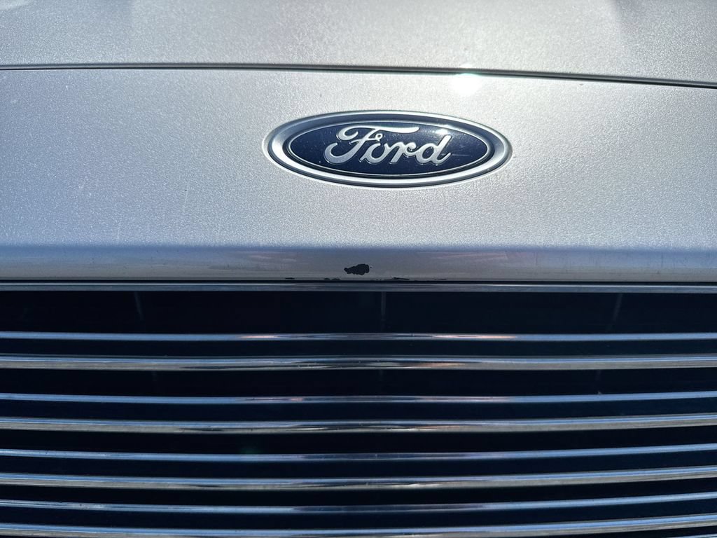Used 2014 Ford Fusion SE FWD image 27