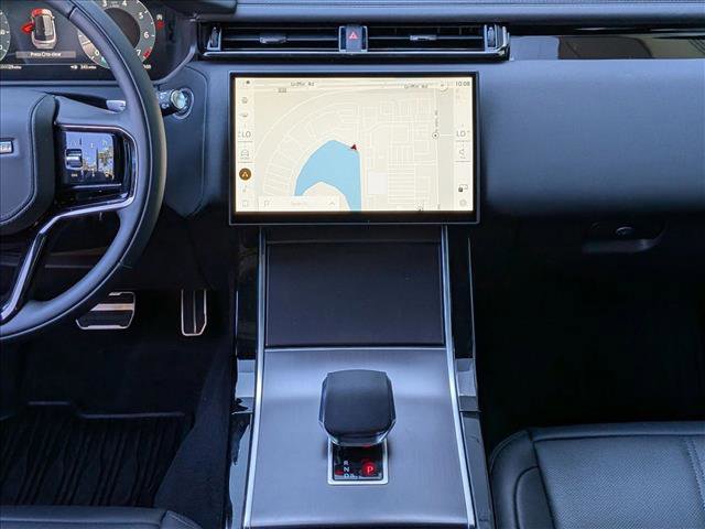 New 2026 Land Rover Range Rover Velar Dynamic SE AWD/4WD image 11