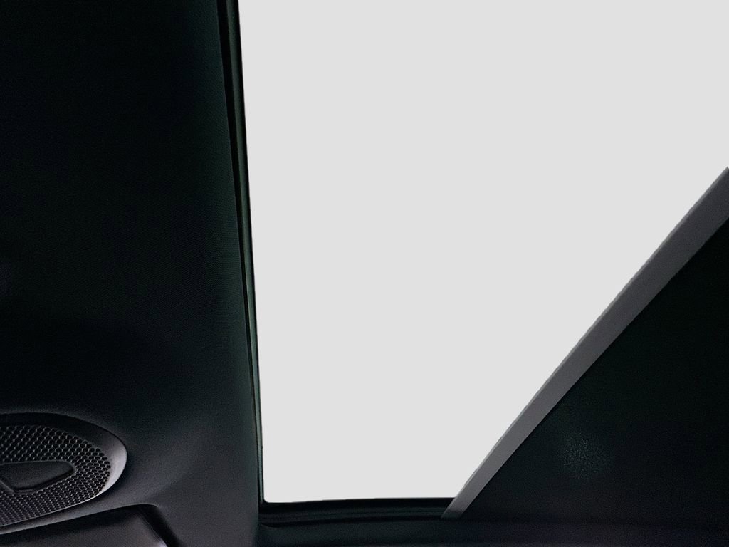 New 2025 Porsche Cayenne image 14