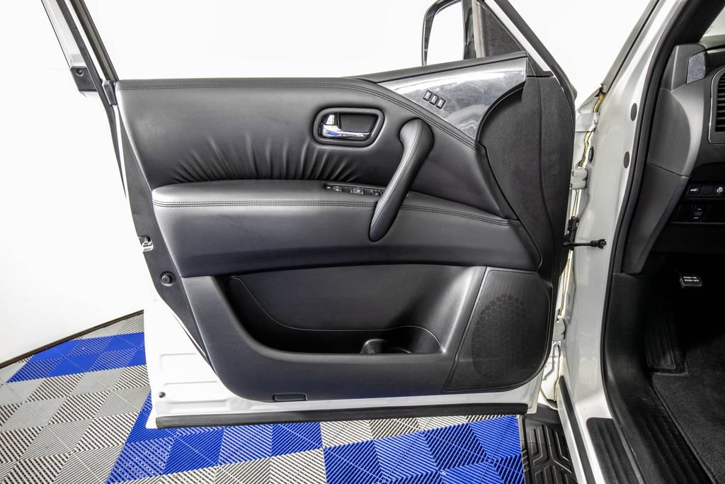 Used 2023 Nissan Armada SL w/ Midnight Edition Package RWD image 15