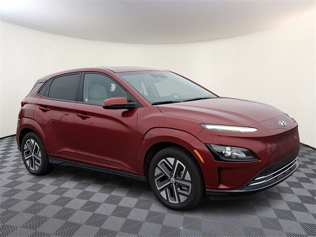 Used 2023 Hyundai Kona SEL image 1