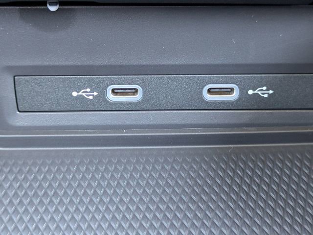 New 2026 Volkswagen Atlas Peak Edition image 32