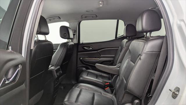 Used 2020 GMC Acadia SLT image 17