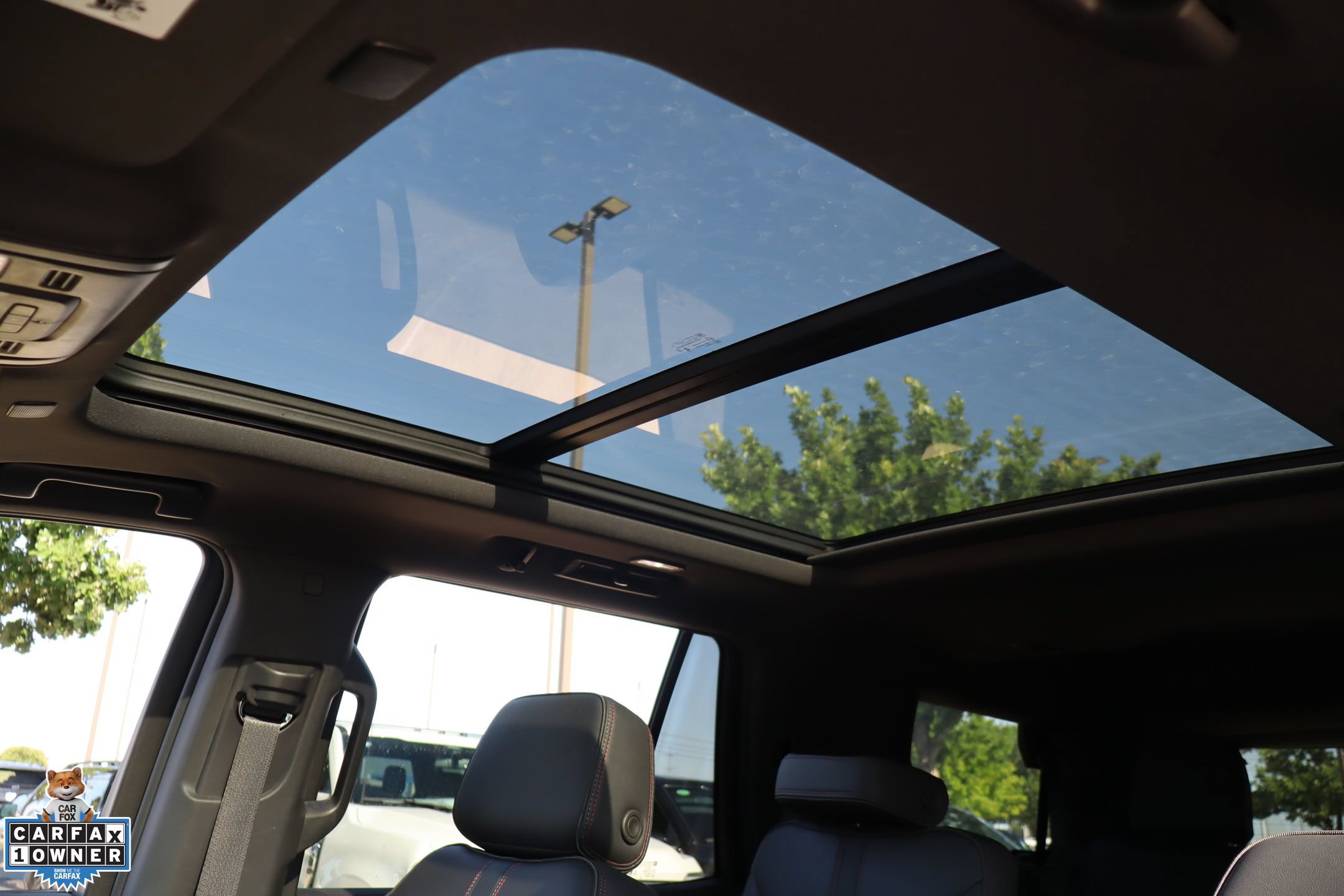 Used 2024 Chevrolet Tahoe RST w/ Luxury Package RWD image 25