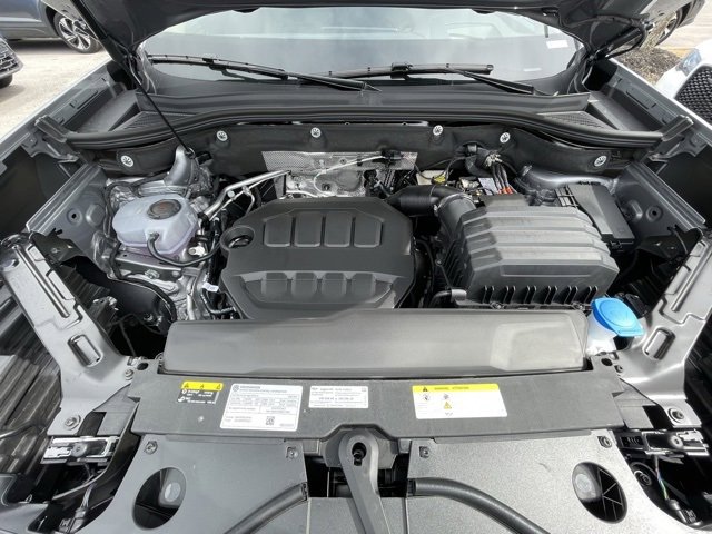 New 2025 Volkswagen Atlas SEL image 32
