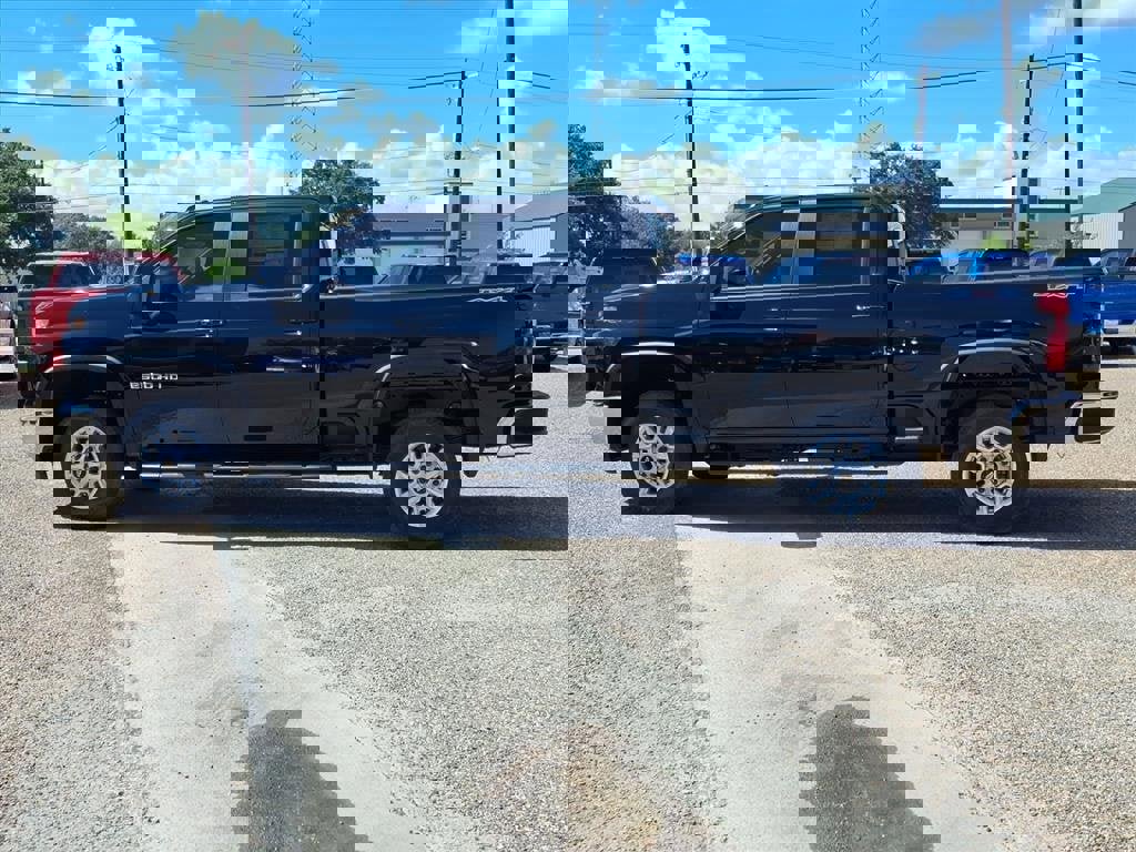 New 2025 Chevrolet Silverado 2500 LT w/ Safety Package image 2