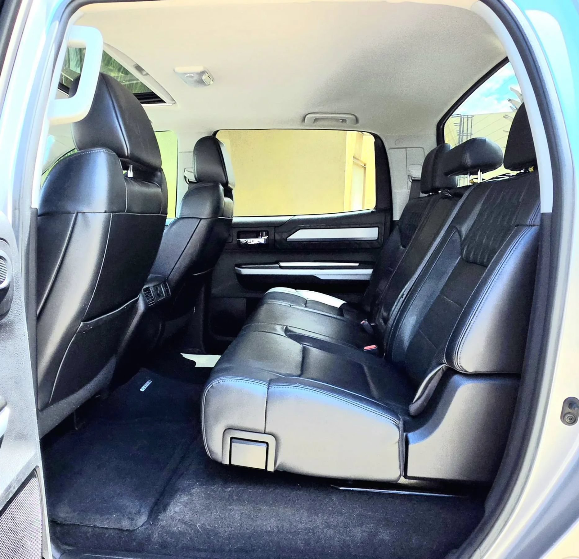 Used 2019 Toyota Tundra Platinum AWD/4WD image 8